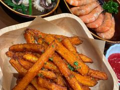 -8PINTS八品脱·日料·烧鸟·精酿小酒馆(莘庄店)