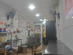 -中山牛肉肥肠粉面馆(军工社区店)