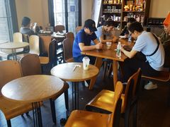 大堂-星巴克(宁波老外滩店)