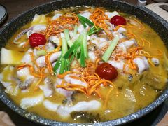 -山城外·非遗酸菜鱼(蜀都万达店)