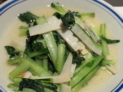 -八府香鸭·啫啫煲(华山路店)