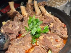 -沪小胖·小龙虾·蓝龙王(八佰伴店)