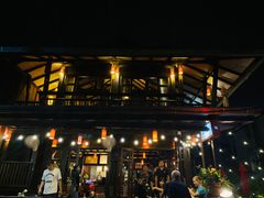 -Dash Teak House