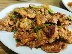 传统烤羊肉-炙热童年·老北京炙子烤肉(南锣鼓巷店)