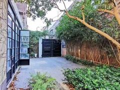 -乌鲁木齐路老洋房