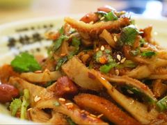 -熊大师牛羊粉(红谷凯旋店)