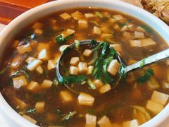 -宁波石浦大饭店(新材料城店)