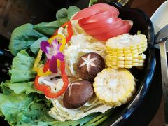 有机蔬菜拼盘-捞神煲汤火锅(湖滨商业街店)