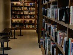-茑屋书店(天目里店)