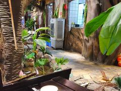 -城墙拐拐火锅(三峡广场黑金冠店)
