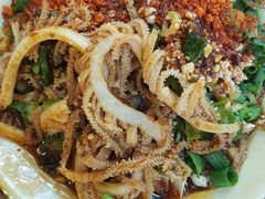 -拈签一笑黄牛肉辣卤串串