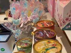 -花花卷卷·鲜食蛋糕(静安久光百货店)