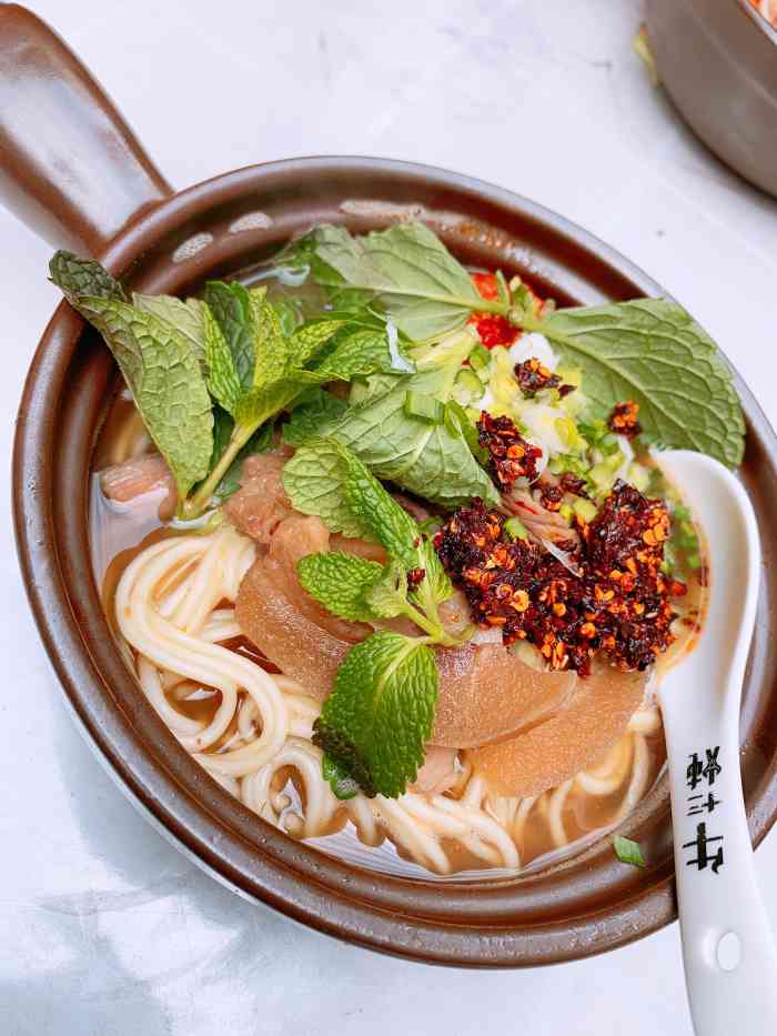 牛十三炖-"牛杂车仔面,味道还不错,清淡,就是面条跟."-大众点评移动版