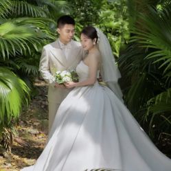 -挪娅婚纱摄影皇家会所