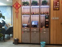 -有红鸡毛店·川菜(建设路店)