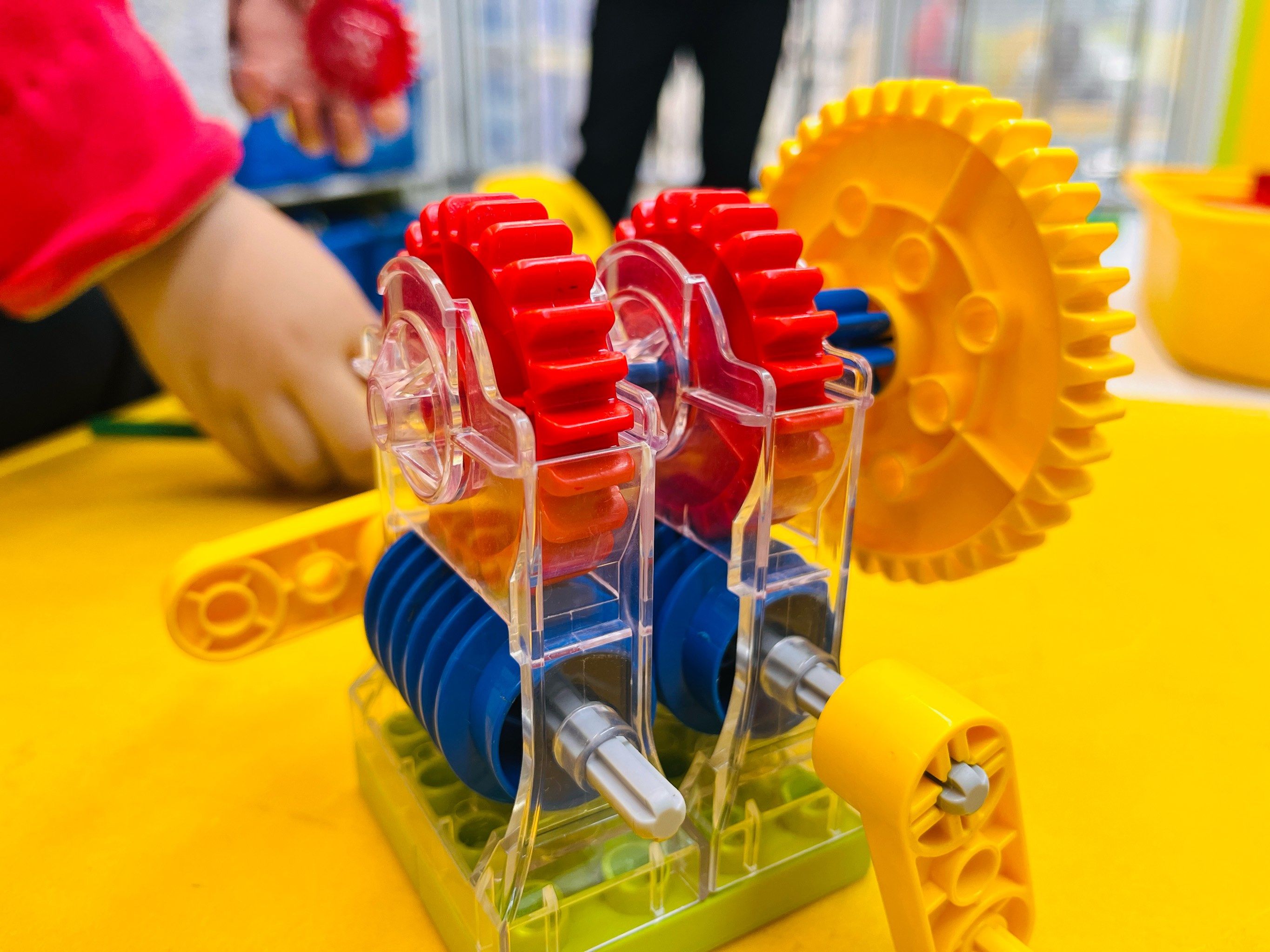 中班的小朋友学到的齿轮箱