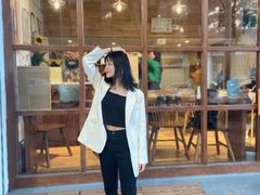 -C.Y Cafe