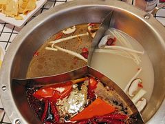 -山悦里 山野·鲜火锅(罗斯福广场店)