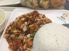 宫保鸡丁盖饭-护国寺小吃店(阜成门桥店)
