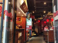 -川流不息·地道川菜·小龙虾(新松江路店)