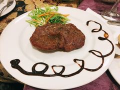 精品牛排-露西亚咖啡西餐厅(哈尔滨俄侨纪念馆店)