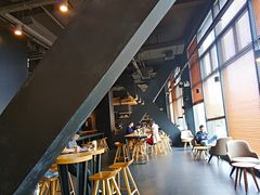 -星巴克臻选(宁波世纪东方广场店)