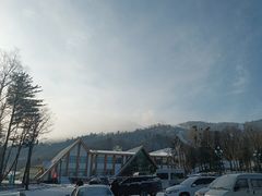 -亚布力新体委滑雪场