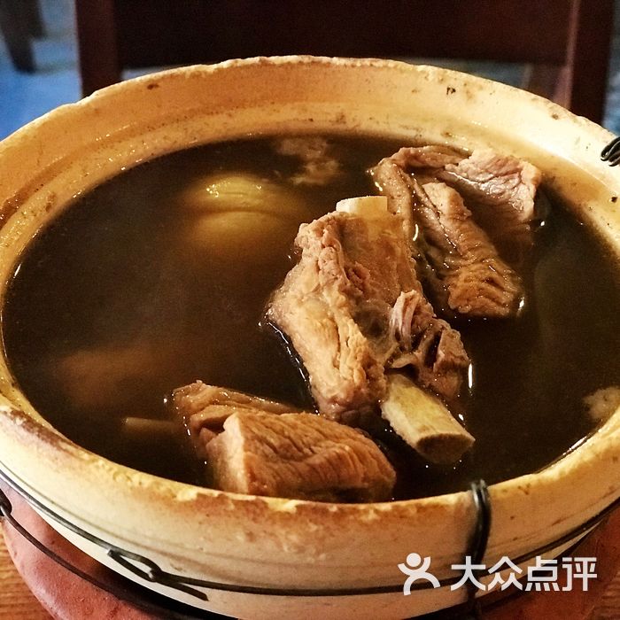 肥豚·肉骨茶