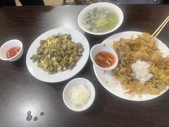 -建国蚵煎蚵面