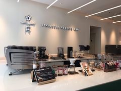 -星巴克臻选(上海淮海百盛购物中心店)