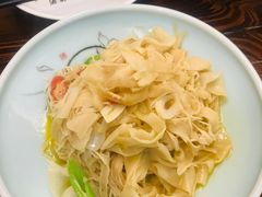 溜笋片-赖厨潮汕砂锅粥