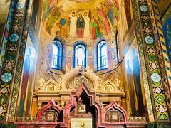 -滴血救世主教堂