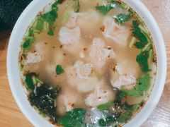 -三好食堂(煎饺·馄饨·肉饼米线·盛世广场店)