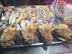 -正宁路小吃夜市