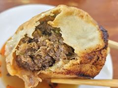 -宝瑞门钉肉饼店