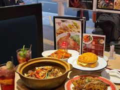 -滋味满屋美食坊(上海街店)