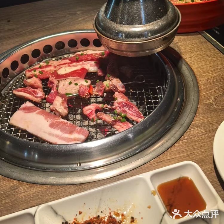 自助烤肉的江湖一定有火炉火的传说吧！