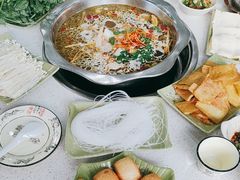 -乙丙丁正宗昭通天麻火腿鸡(总店)