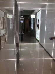 -LESSMORE科技头皮理容中心
