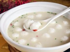 -魏铭鱼头捞饭(晋阳路店)