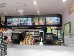 -老乡鸡(武汉中南梅苑小区地铁站店)