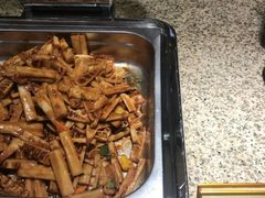 -飨食汇全日制餐厅·昆山皇冠假日酒店(九方店)