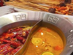 -大芊金重庆串串火锅(南京路店)