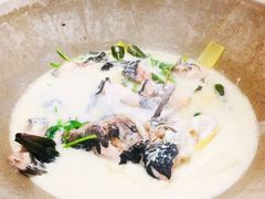 青椒紫苏锅-云渔堂蒸汽石锅鱼(万达店)