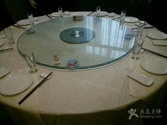 包厢-上和臻品中国菜(花园街店)