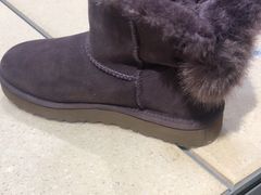 -UGG(燕莎奥特莱斯购物中心店)