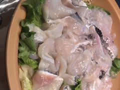 -龍歌自助小火锅(市北CBD万达店)