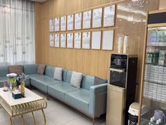 -上海仁爱医院口腔科 · 种植