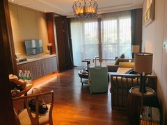 -西双版纳融创皇冠假日度假酒店