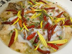 -江渔儿酸菜鱼·拔草餐厅(虎门君乐汇店)